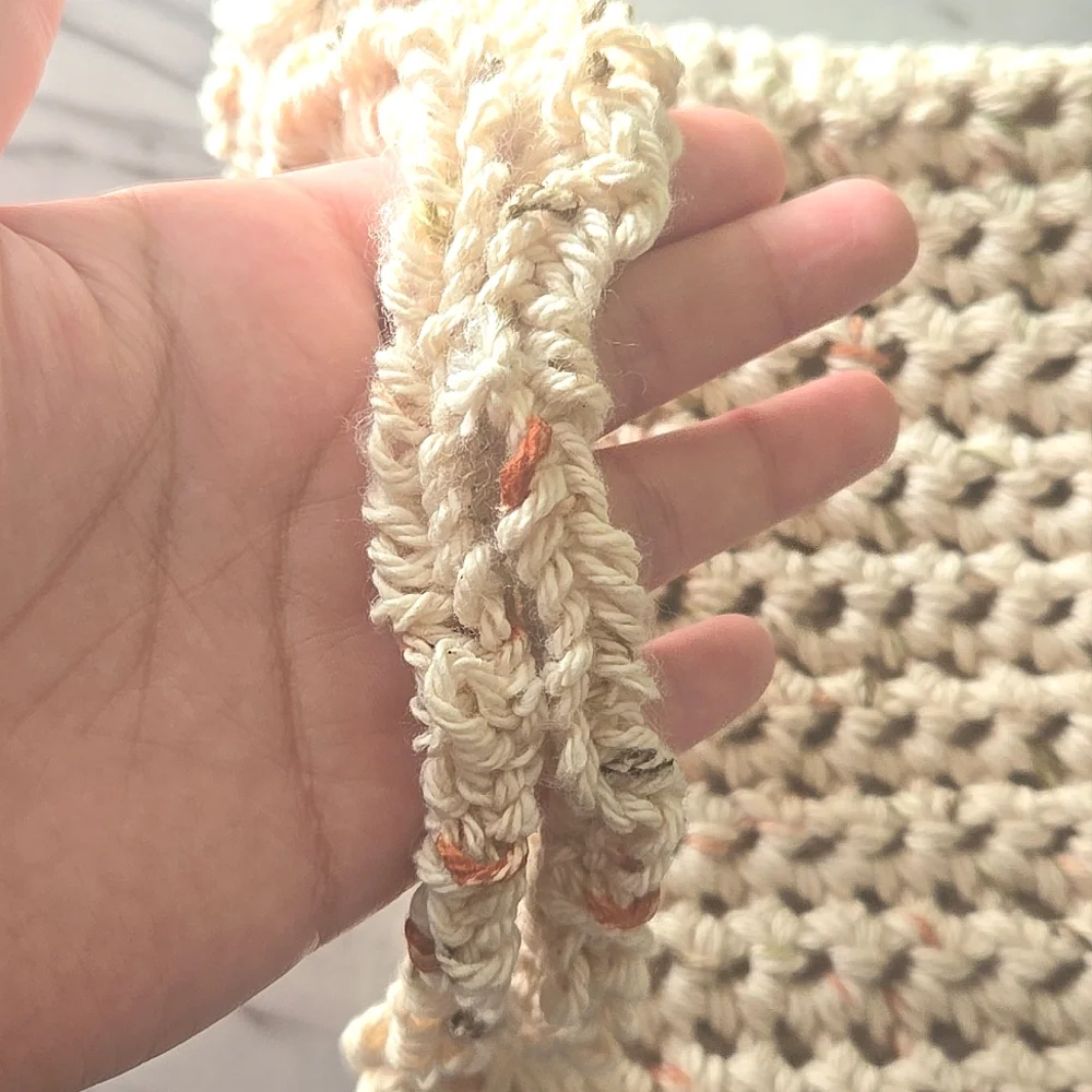 Handmade Knit Mini Purse - Picture 8 of 12